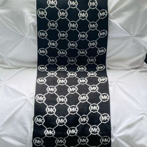 Michael Kors infinity scarf